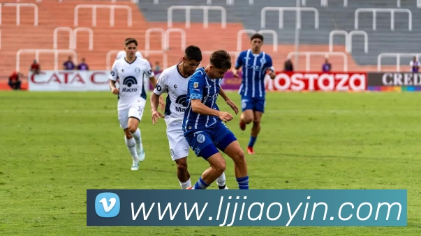 泰山30击败申花后延续11轮不败 中超争冠悬念再起